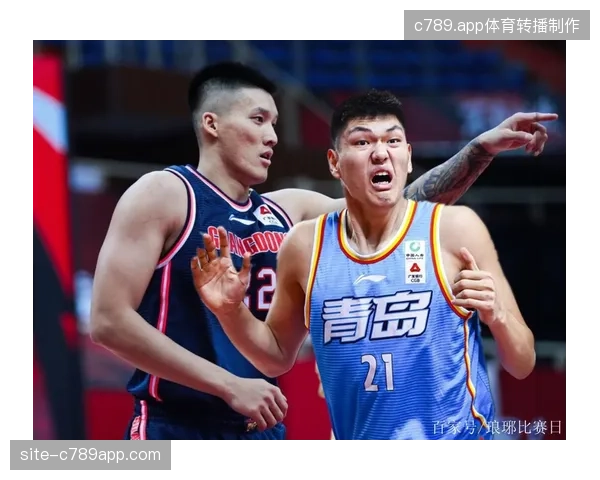 米奇统治攻防两端，以强悍内线表现撑起青岛队禁区